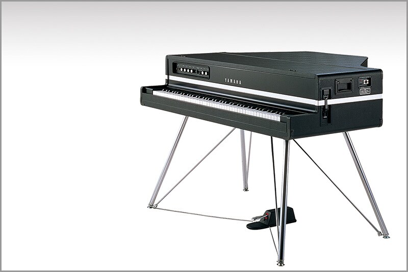 [Image] Electric Pianos & Keyboards