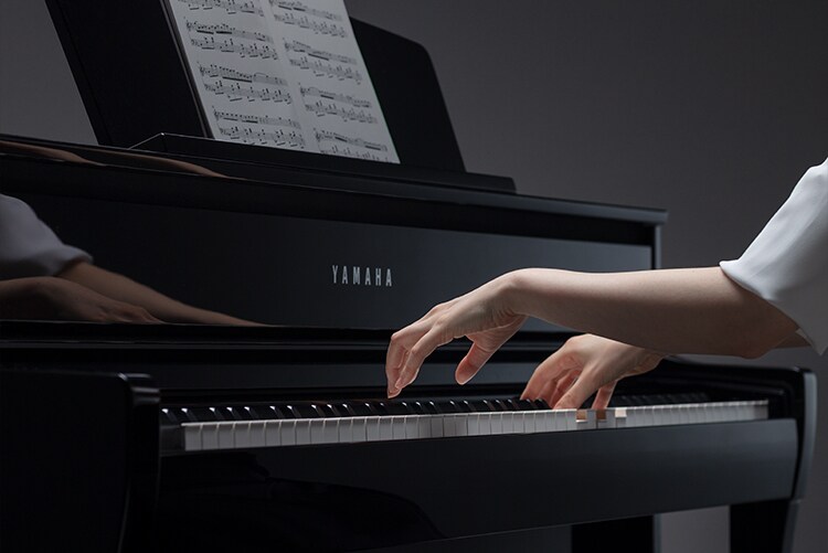 CLP-745 - Описание - Clavinova - Продукты - Акустические